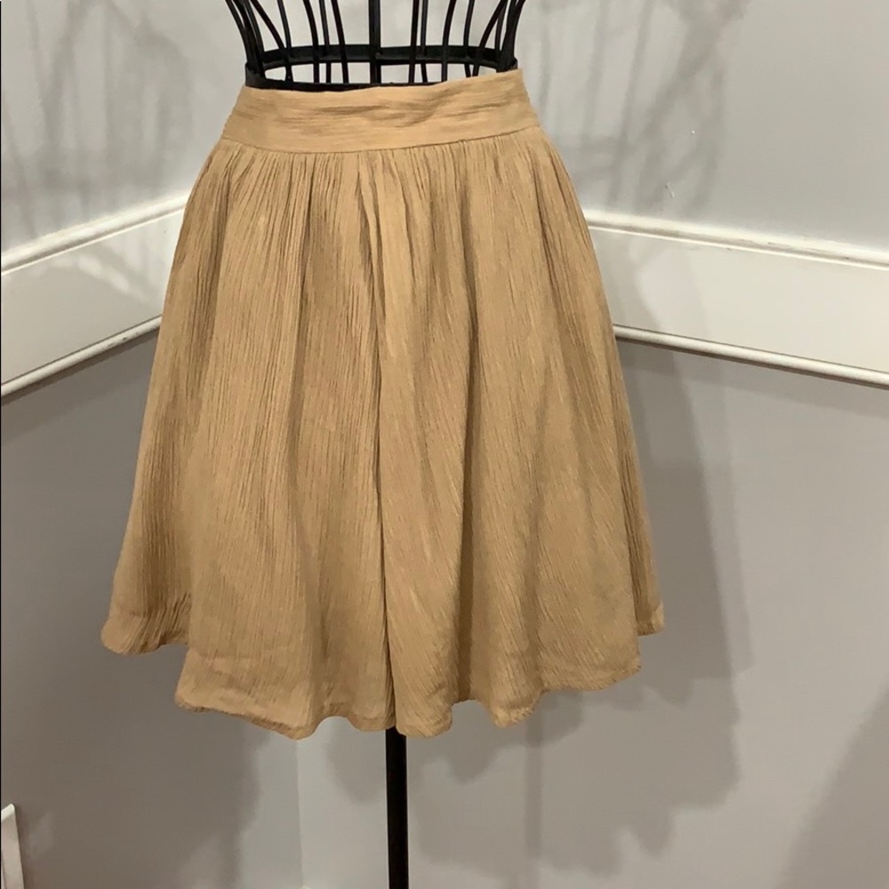 Light flowing skirt